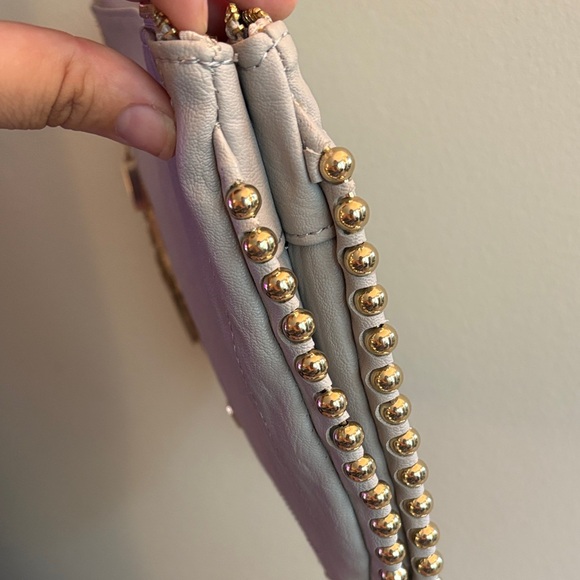 Jessica Simpson Camille faux leather Shoulder/crossibody Bag with Gold Accents - Picture 4 of 8